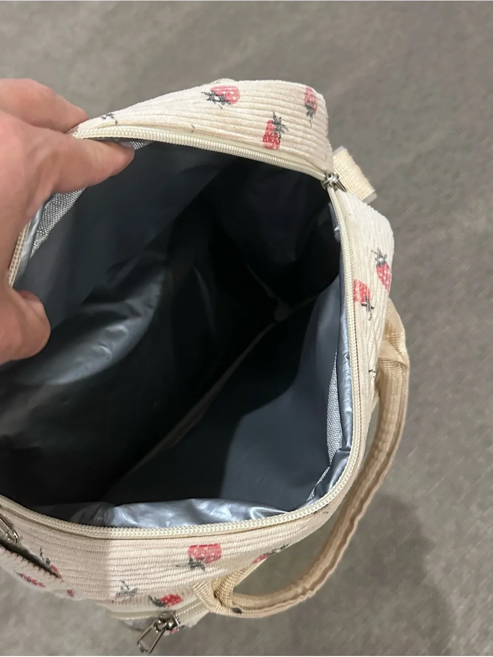 Large Strawberry Print Cream Lunch Tote